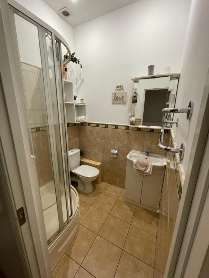 Flat In Front Of Central Station Рига Екстериор снимка